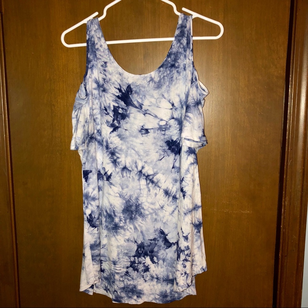 Olivia Sky Cold-shoulder t-shirt